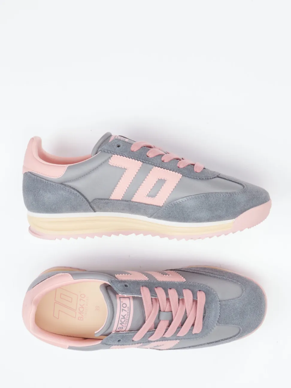 Back 70 – Retro-Sneaker aus Veloursleder in Grau