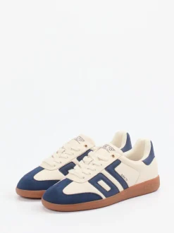 Back 70 – Retro-Sneaker aus Velour/Leder cremeweiß