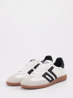 Back 70 – Retro-Sneaker aus Velour/Leder weiß