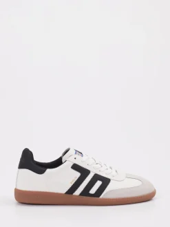 Back 70 – Retro-Sneaker aus Velour/Leder weiß