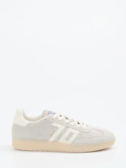 Back 70 – Retro-Sneaker aus Veloursleder hellgrau