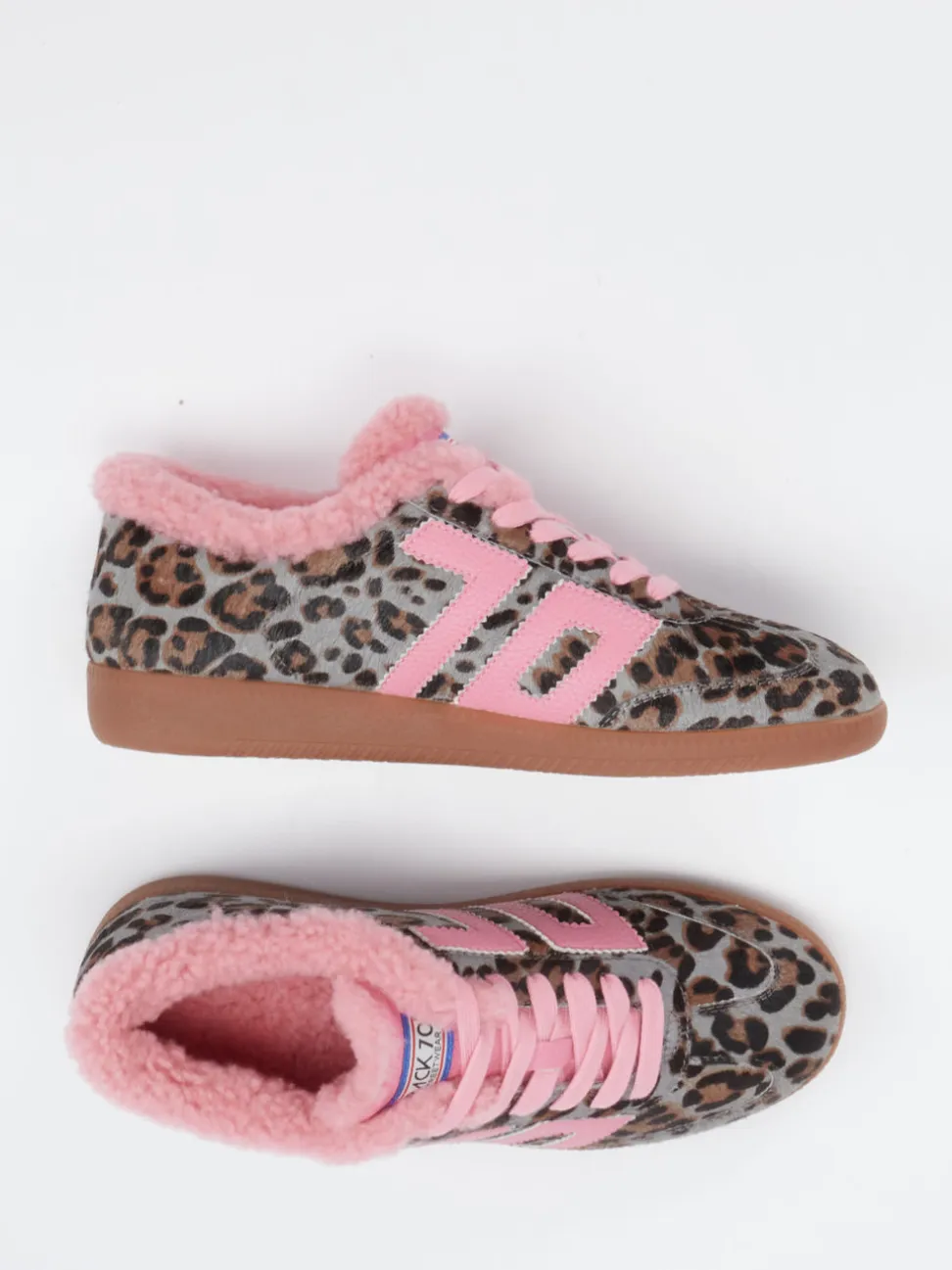 Back 70 – Sneaker aus Fell in Rosa-Leolook