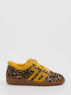 Back 70 – Sneaker aus Fell mit Leoprint und Kunstfell
