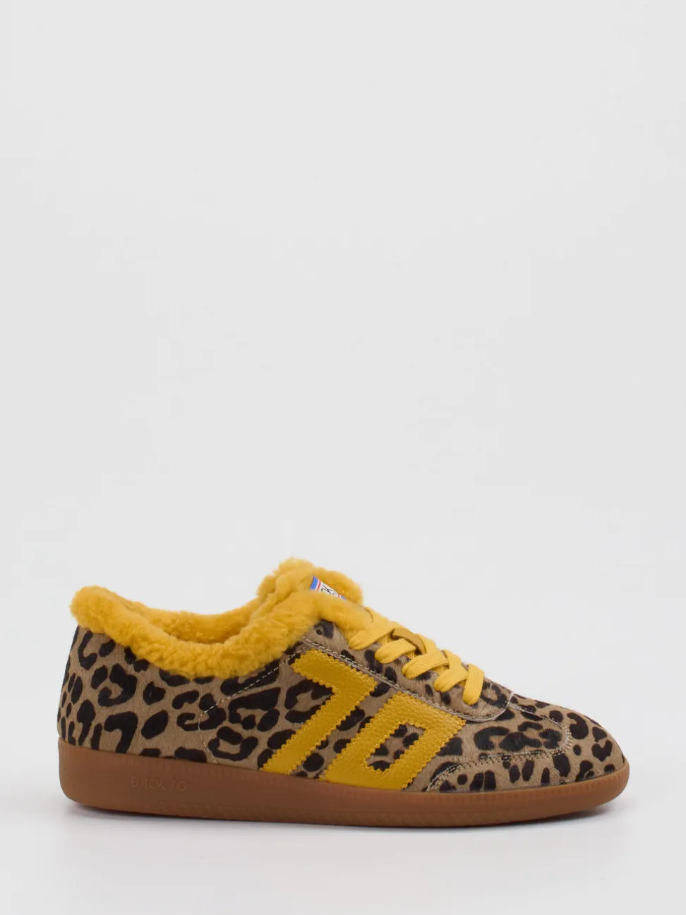 Back 70 – Sneaker aus Fell mit Leoprint und Kunstfell