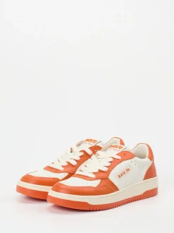 Back 70 – Sneaker aus Glattleder Orangerot-Weiß