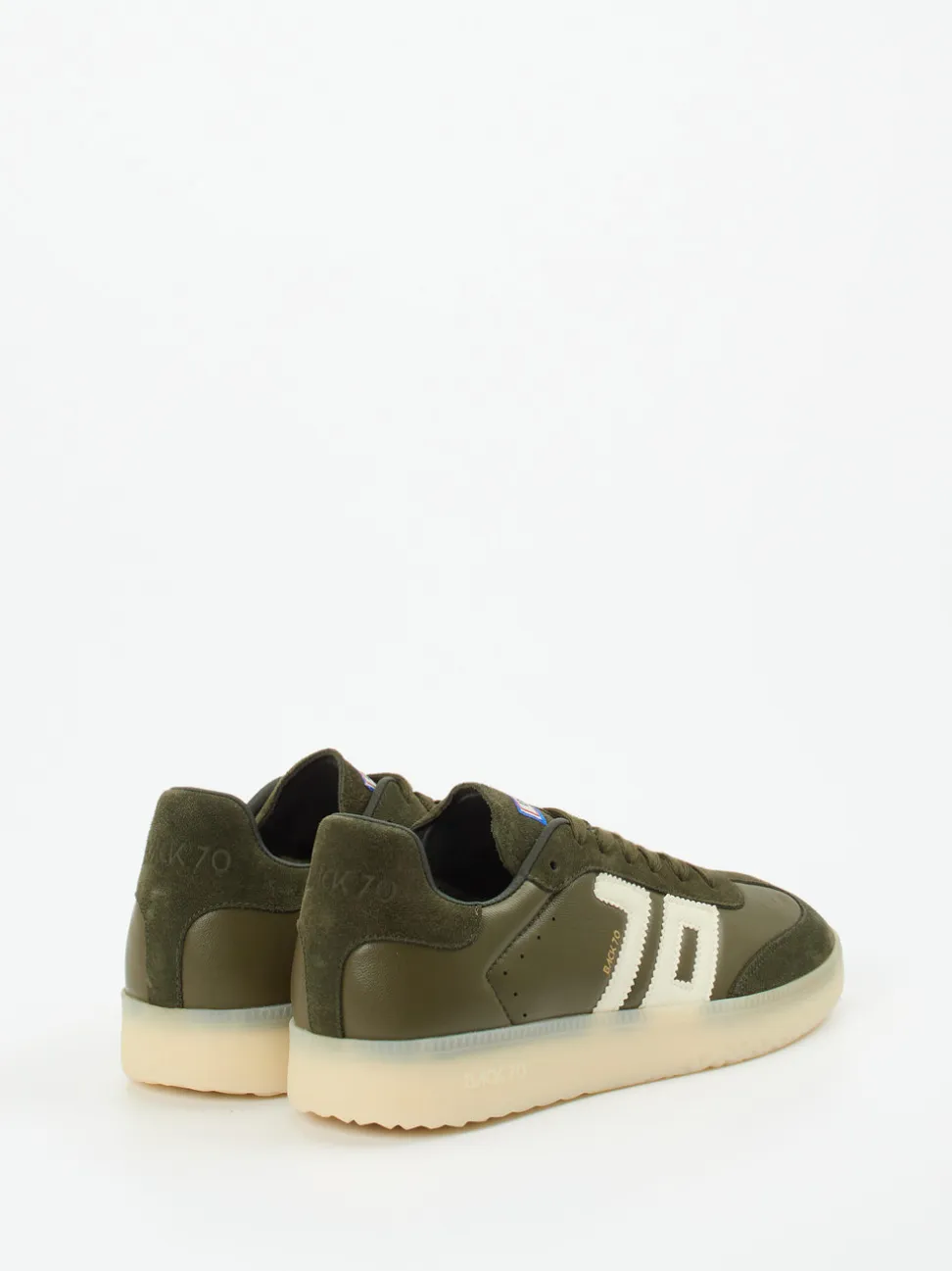 Back 70 – Sneaker aus Lammleder in Olivgrün