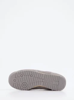 Back 70 – Sneaker aus Veloursleder und Nylon grau