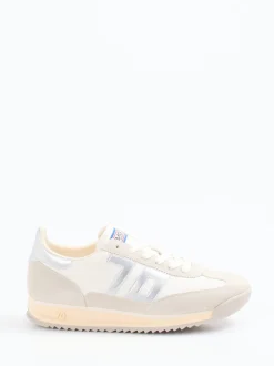Back 70 – Sneaker aus Veloursleder und Textil Weiß