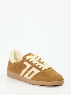 Back 70 – Sneaker aus Veloursleder karamellbraun