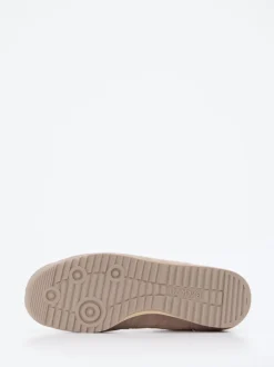 Back 70 – Sneaker aus Veloursleder und Nylon taupe