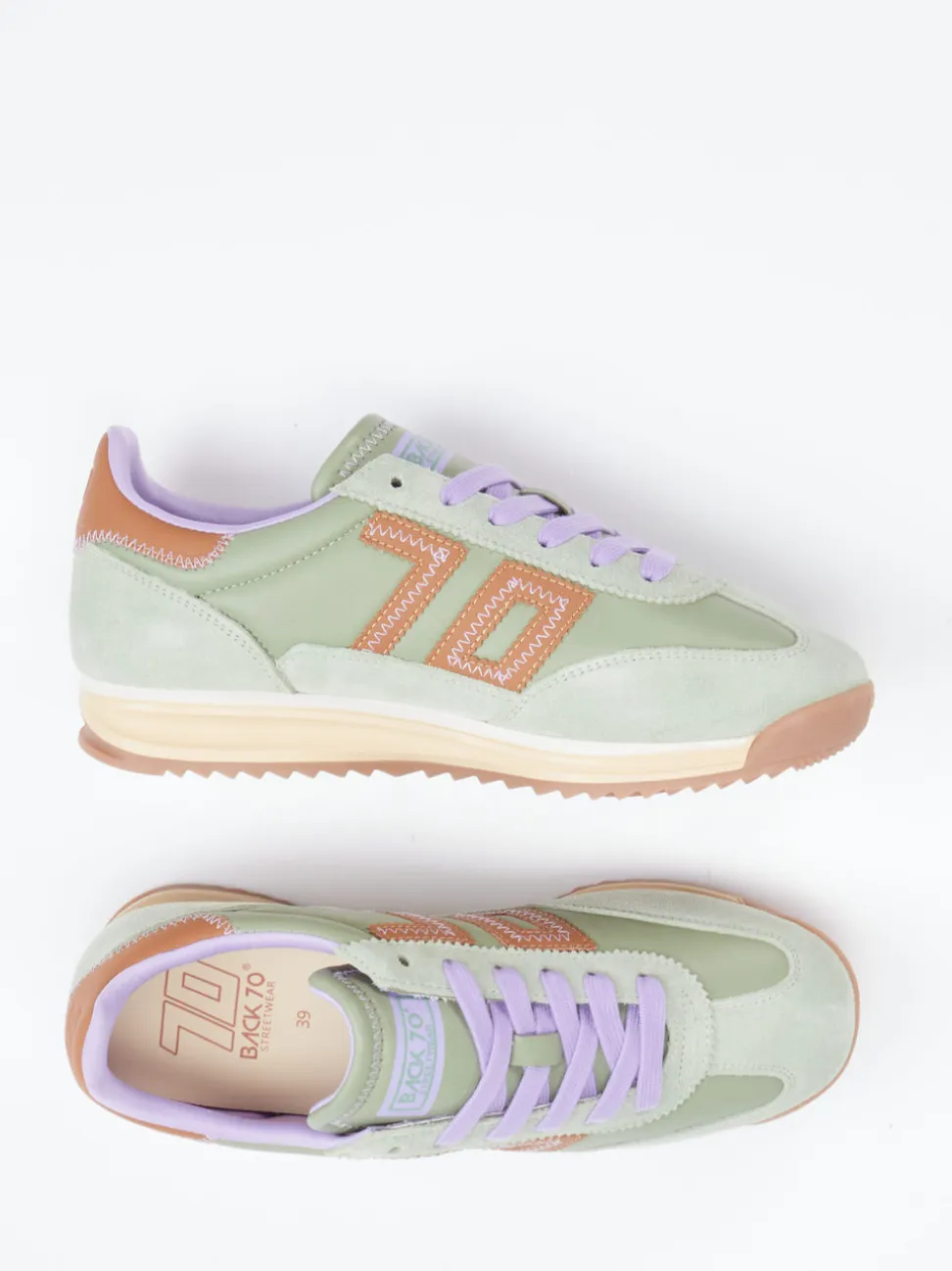 Back 70 – Sneaker aus Veloursleder Salbeigrün