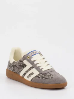 Back 70 – Sneaker aus Veloursleder grau