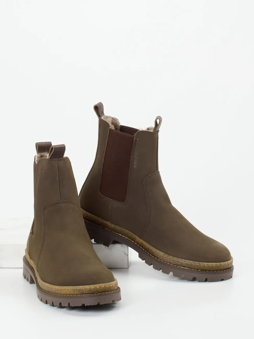 Bisgaard – Chelsea Boots aus Nubukleder olivbraun