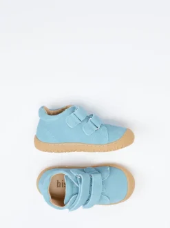 Bisgaard – Lauflernschuhe aus Veloursleder hellblau