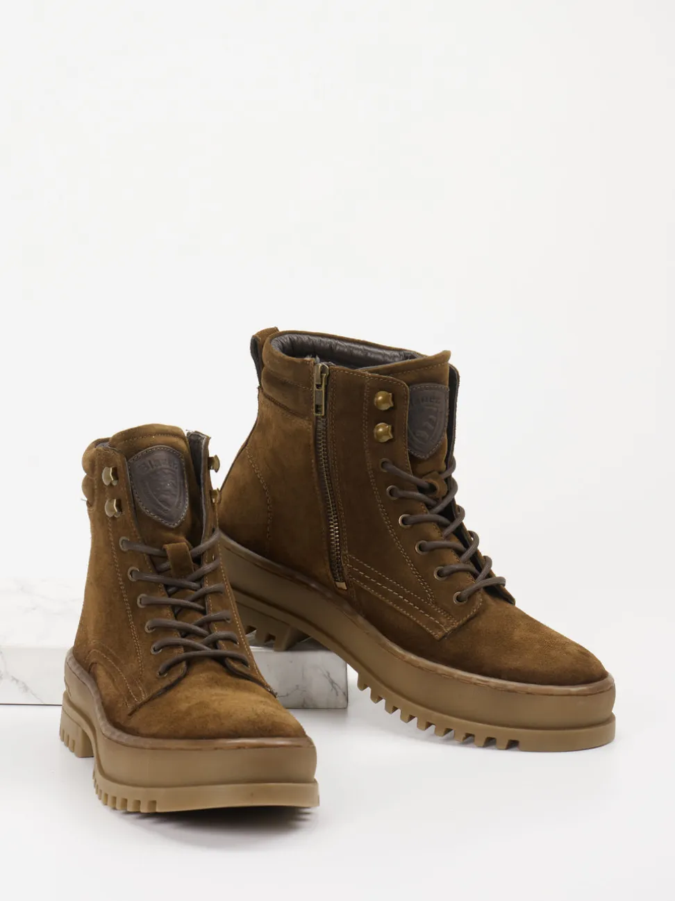 Blauer – Schnürboots aus Veloursleder mittelbraun