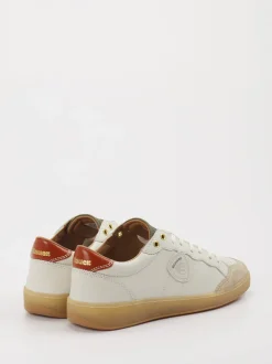 Blauer – Sneaker aus Leder in Cremeweiß