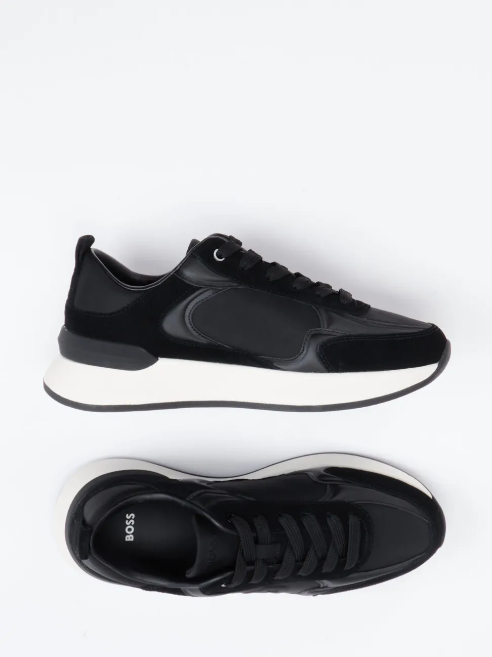 Boss – Low-Top Sneaker aus Velour/Textil Schwarz