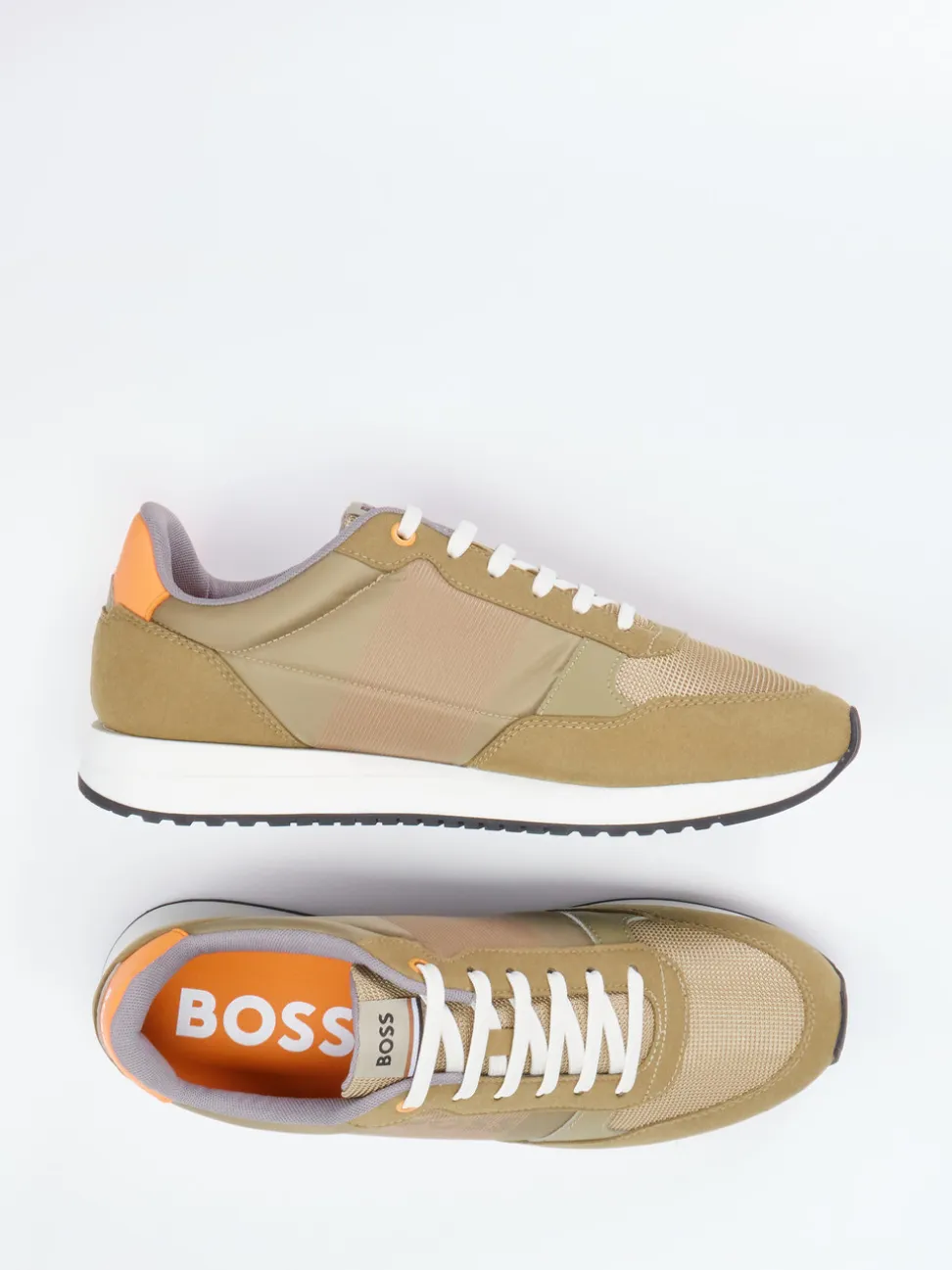 Boss – Retro-Sneaker aus Veloursleder Khaki
