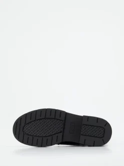 Boss – Schnürboots aus glänzendem Leder Schwarz
