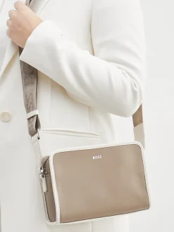 Boss – Schultertasche aus Kalbleder in Taupe