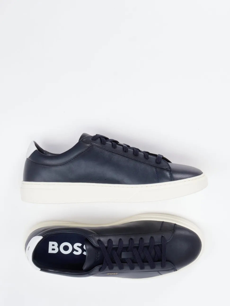 Boss – Sneaker aus Glattleder in Dunkelblau