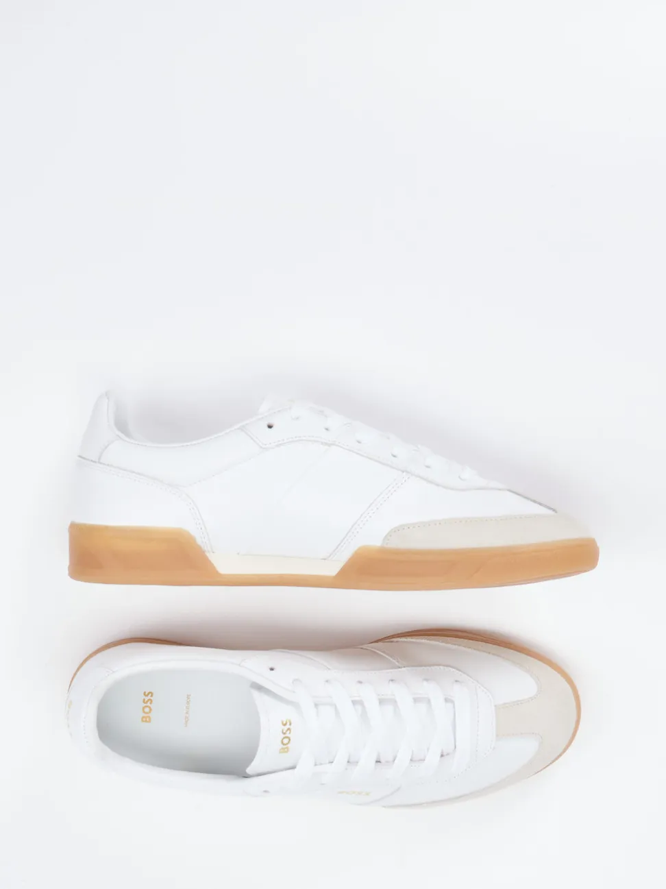 Boss – Sneaker aus Kalbleder in Weiß-Beige