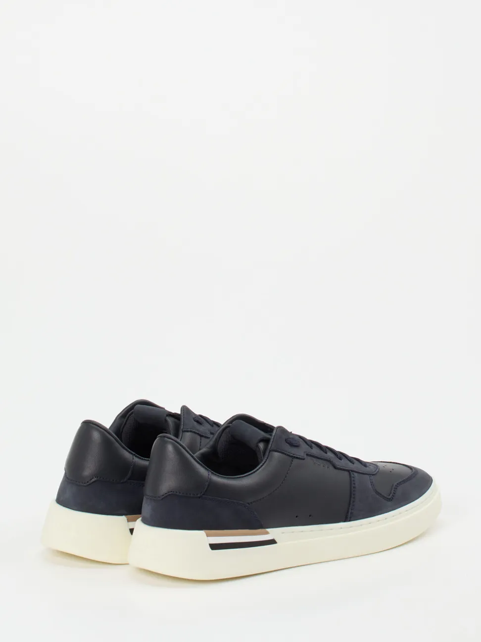 Boss – Sneaker aus Kalbleder in Dunkelblau