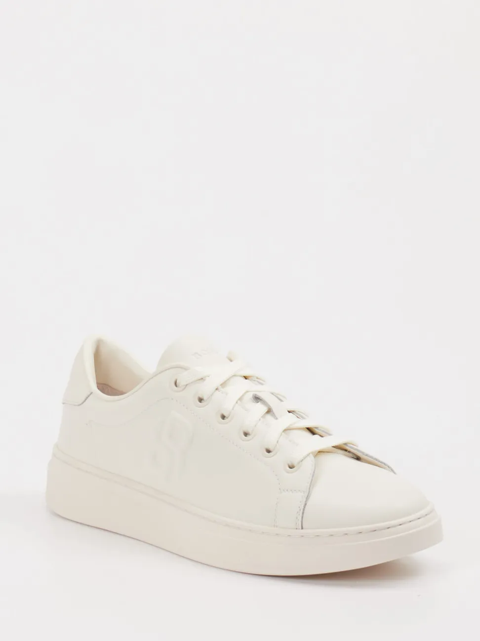 Boss – Sneaker aus Kalbleder in Cremeweiß