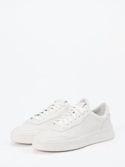Boss – Sneaker aus Kalbleder in Offwhite
