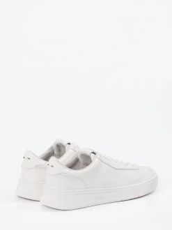 Boss – Sneaker aus Kalbleder in Offwhite