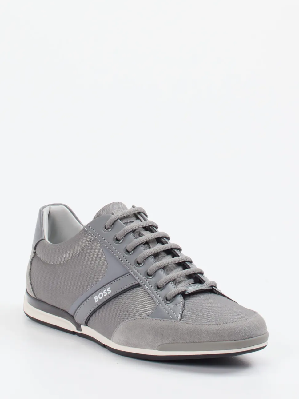 Boss – Sneaker aus Kalbleder und Veloursleder grau