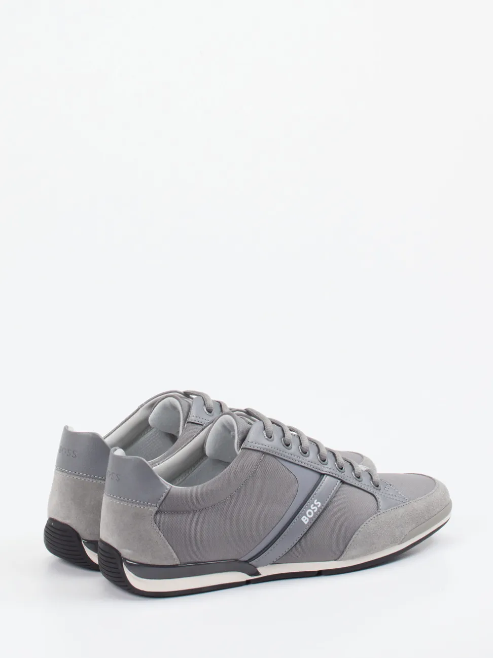Boss – Sneaker aus Kalbleder und Veloursleder grau