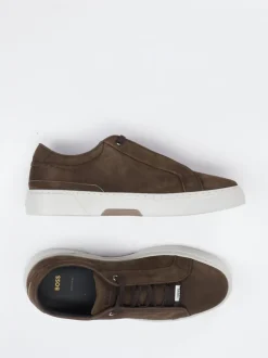 Boss – Sneaker aus Leder in Dunkelbraun