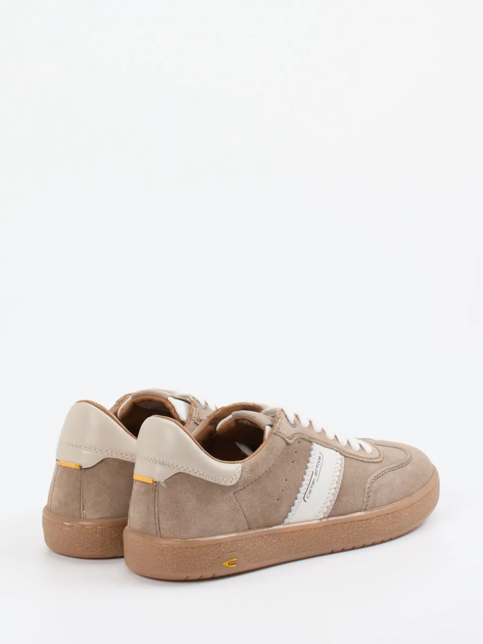 Camel Active – Retro-Sneaker aus Veloursleder Beige