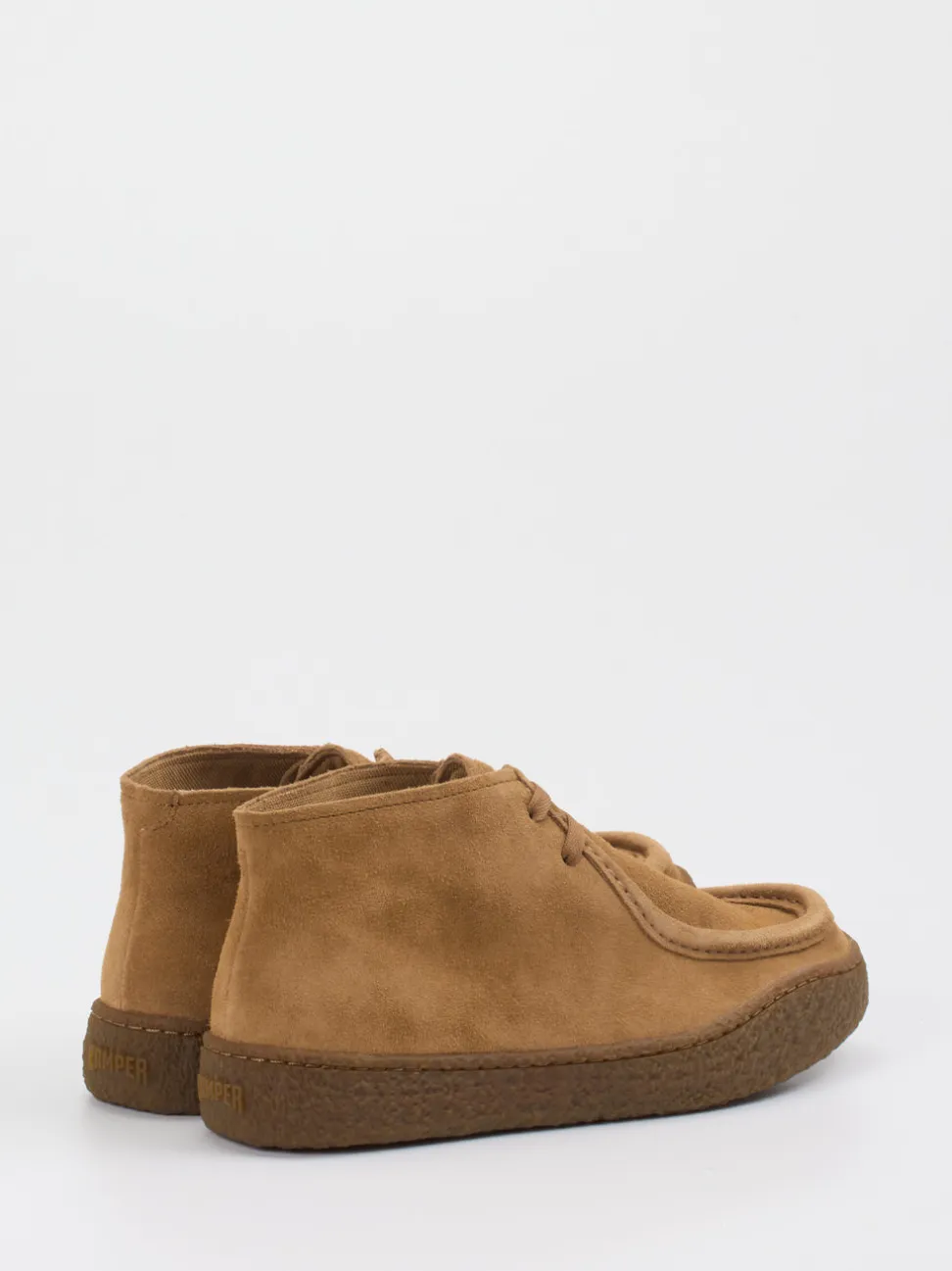 Camper – Desert Boots aus Veloursleder cognacbraun