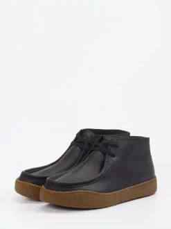 Camper – Desert Boots aus Glattleder schwarz