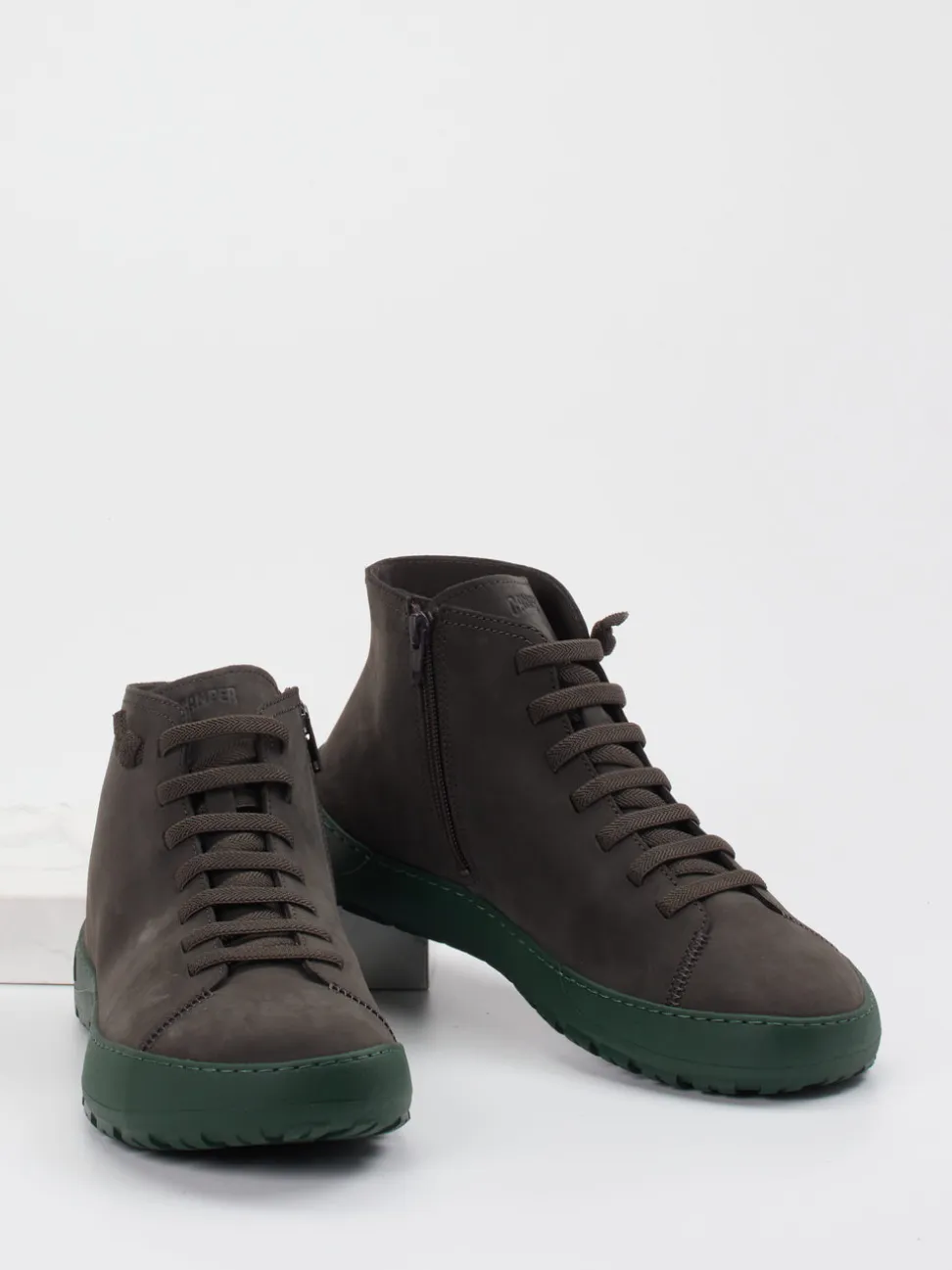 Camper – Schnürboots aus Nubukleder dunkelbraun