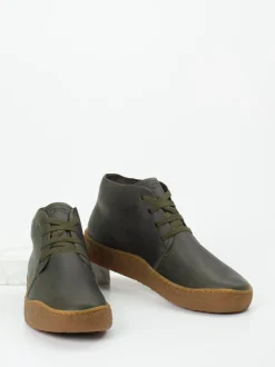 Camper – Schnürschuh aus Nubukleder olivgrün