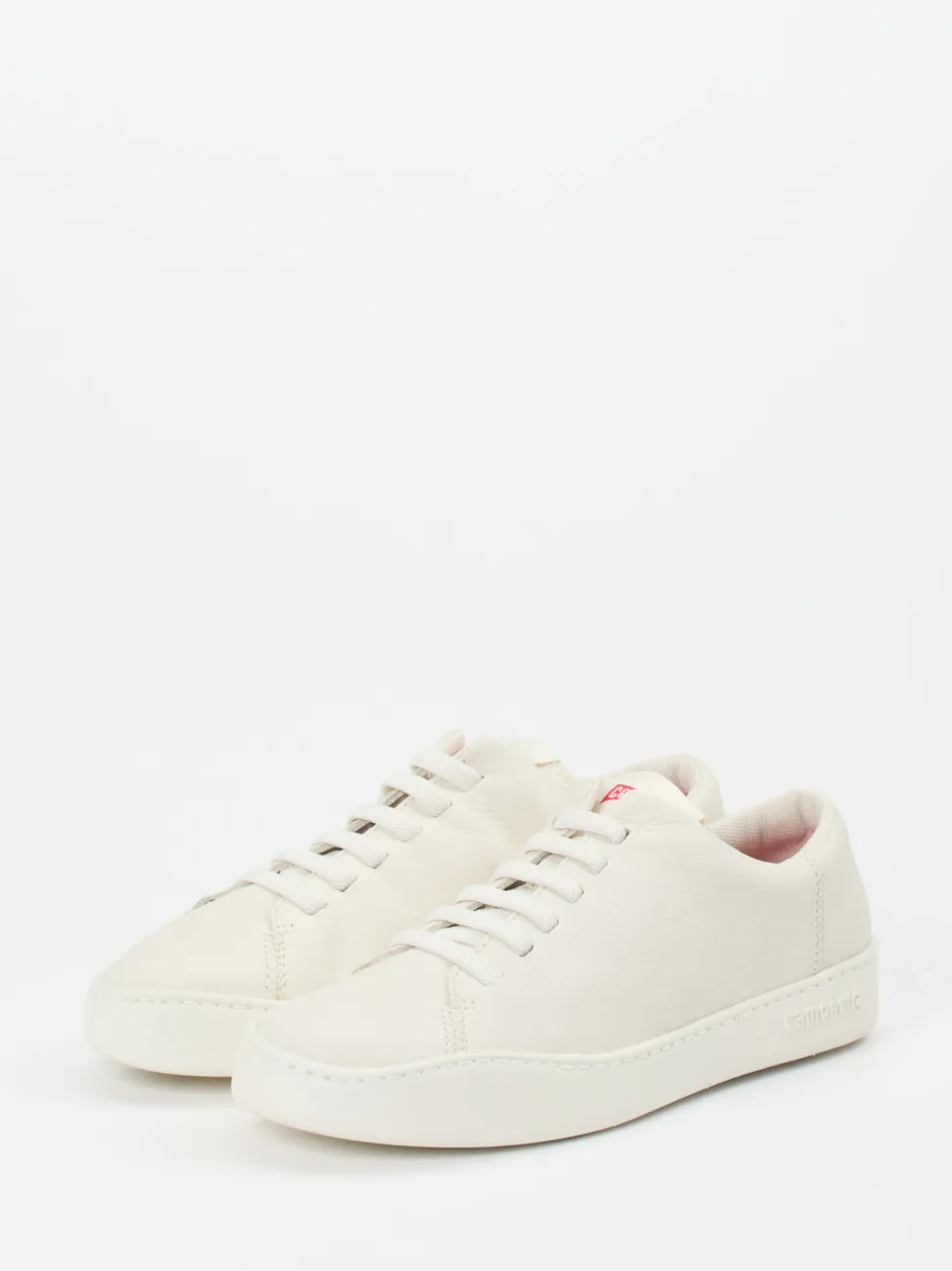 Camper – Sneaker aus Kalbleder in Cremeweiß