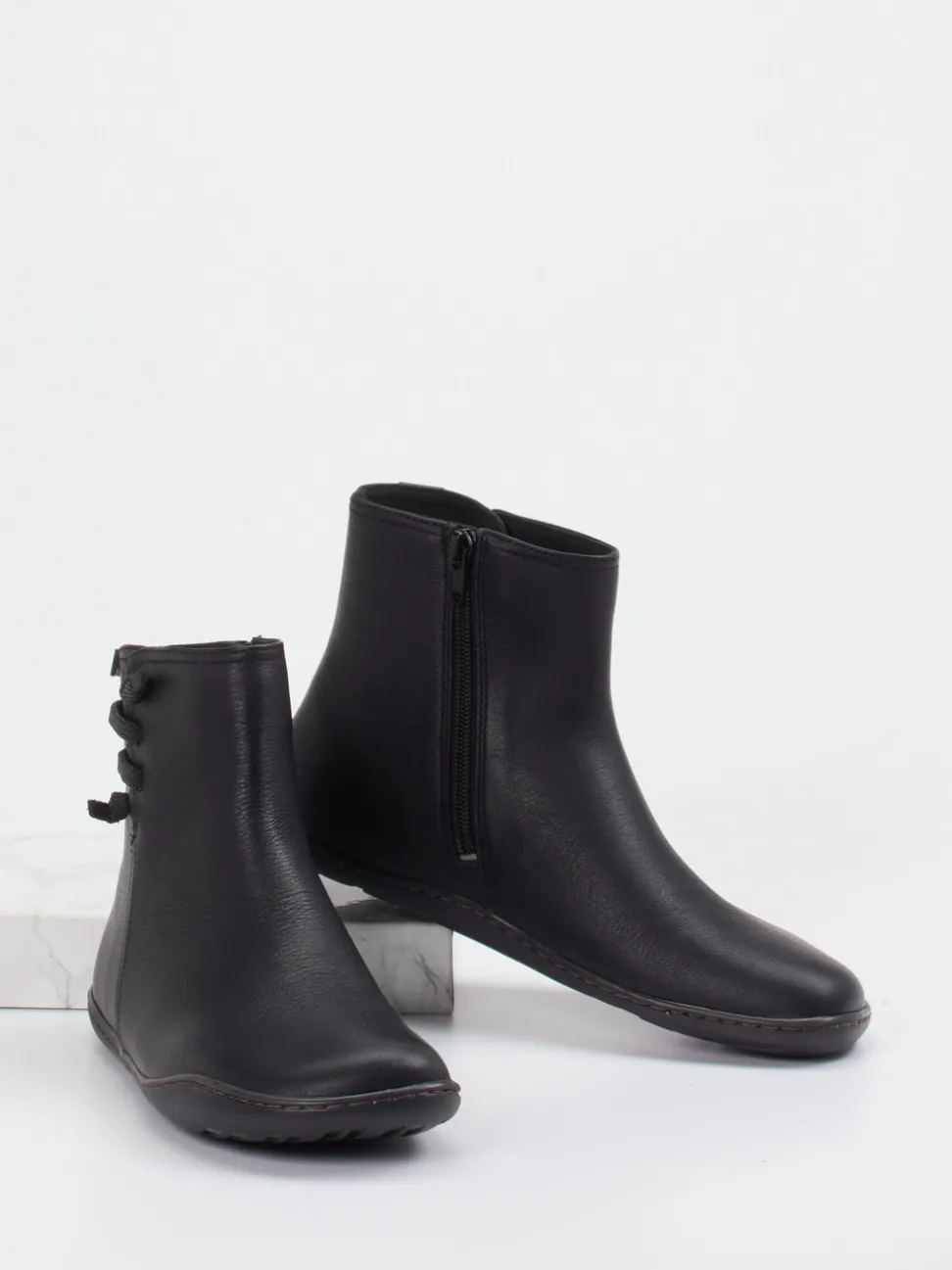 Camper – Stiefelette aus Nubukleder schwarz