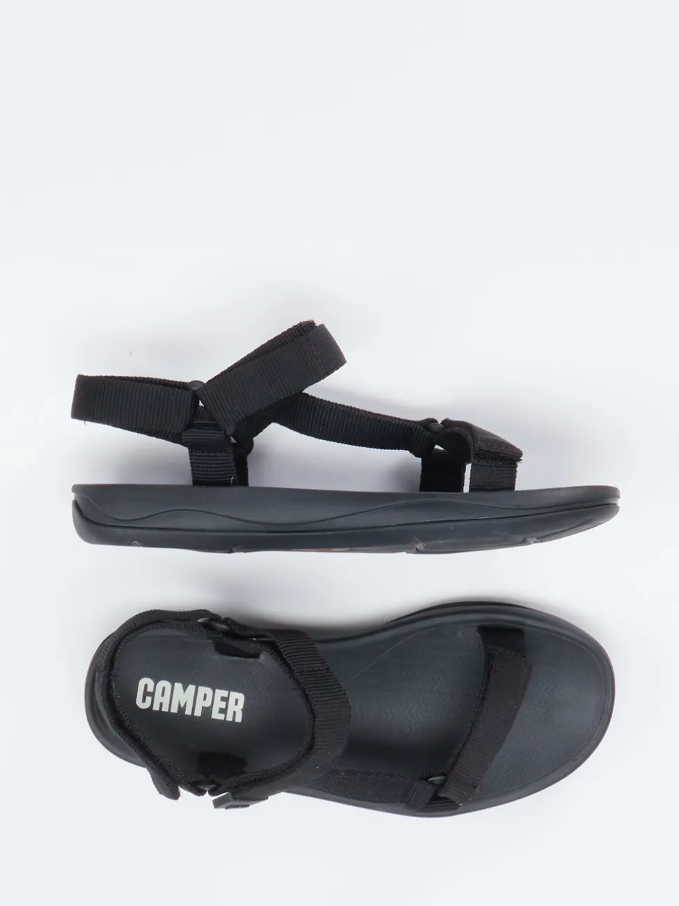 Camper – Trekkingsandale aus Textil schwarz