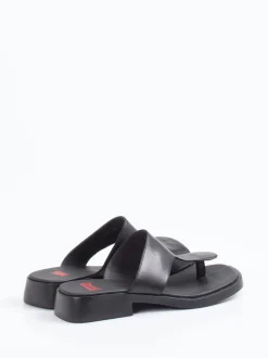 Camper – Zehentrenner-Sandalen aus Kalbleder Schwarz