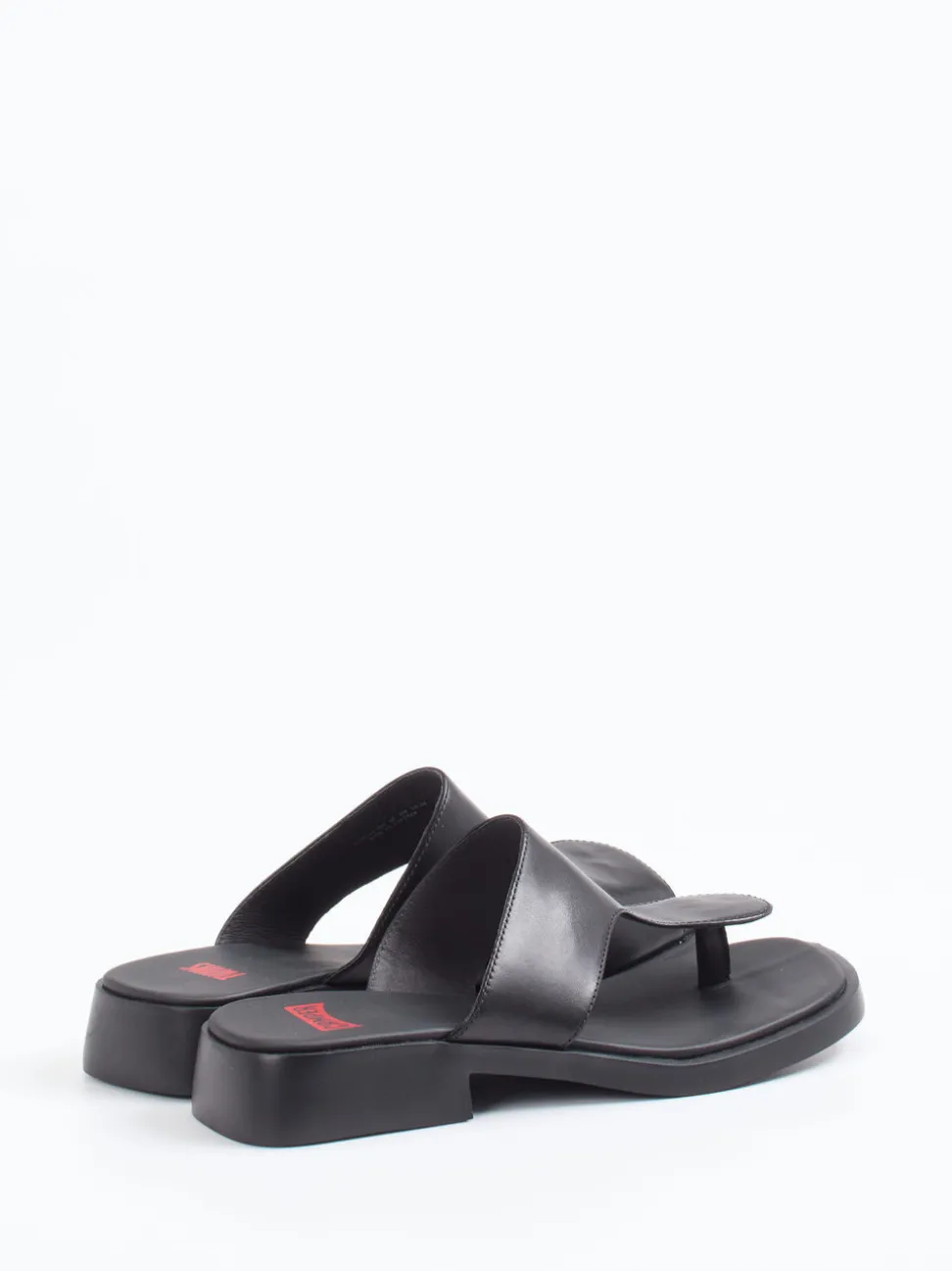 Camper – Zehentrenner-Sandalen aus Kalbleder Schwarz