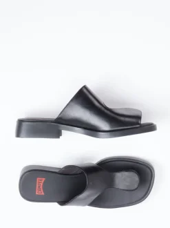 Camper – Zehentrenner-Sandalen aus Kalbleder Schwarz