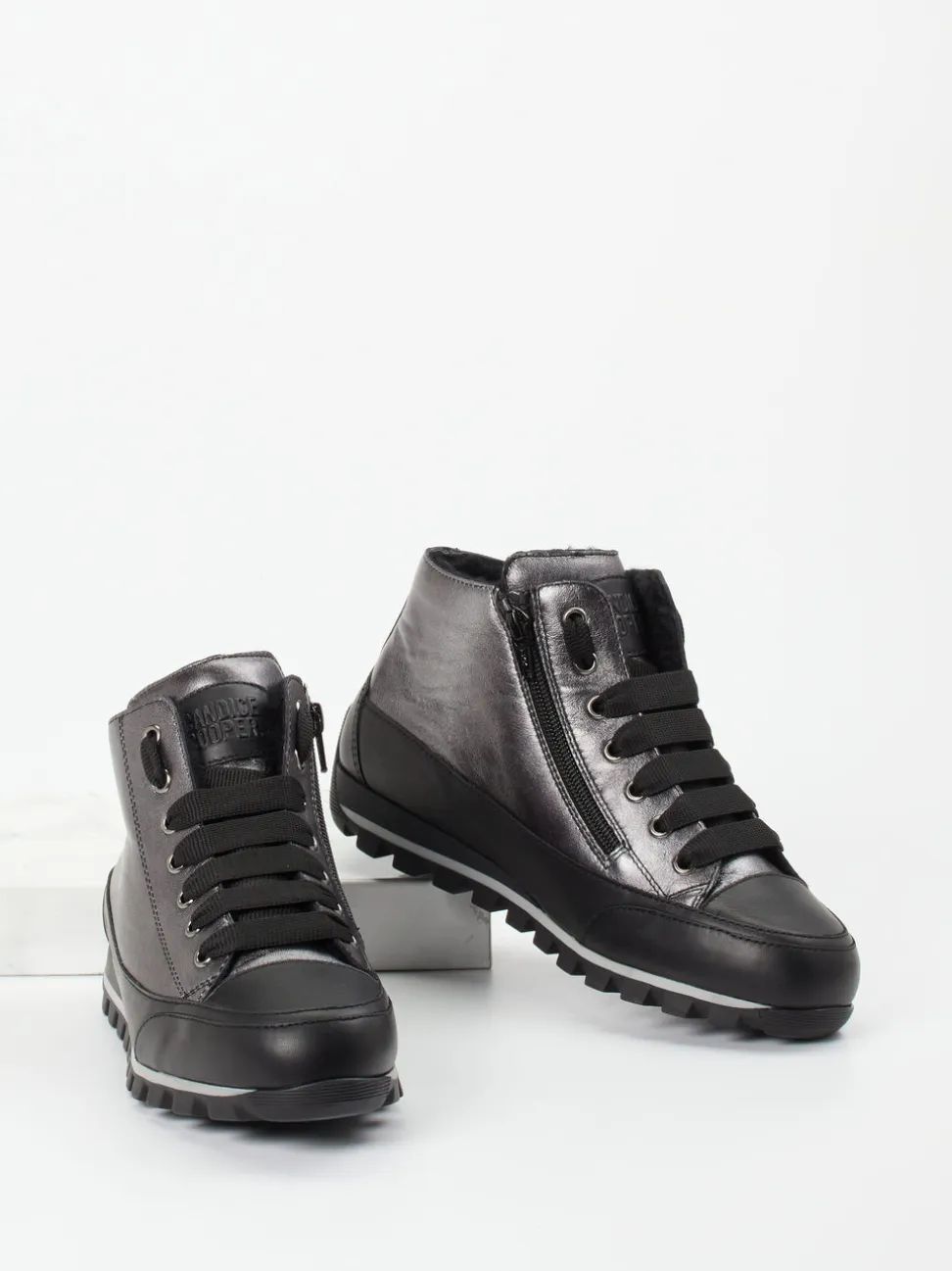 Candice Cooper – Schnürboots aus Nubukleder Anthrazit