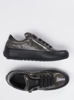 Candice Cooper – Sneaker aus Lackleder in Anthrazitgrau