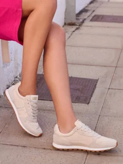 Candice Cooper – Sneaker aus Veloursleder und Textil beige