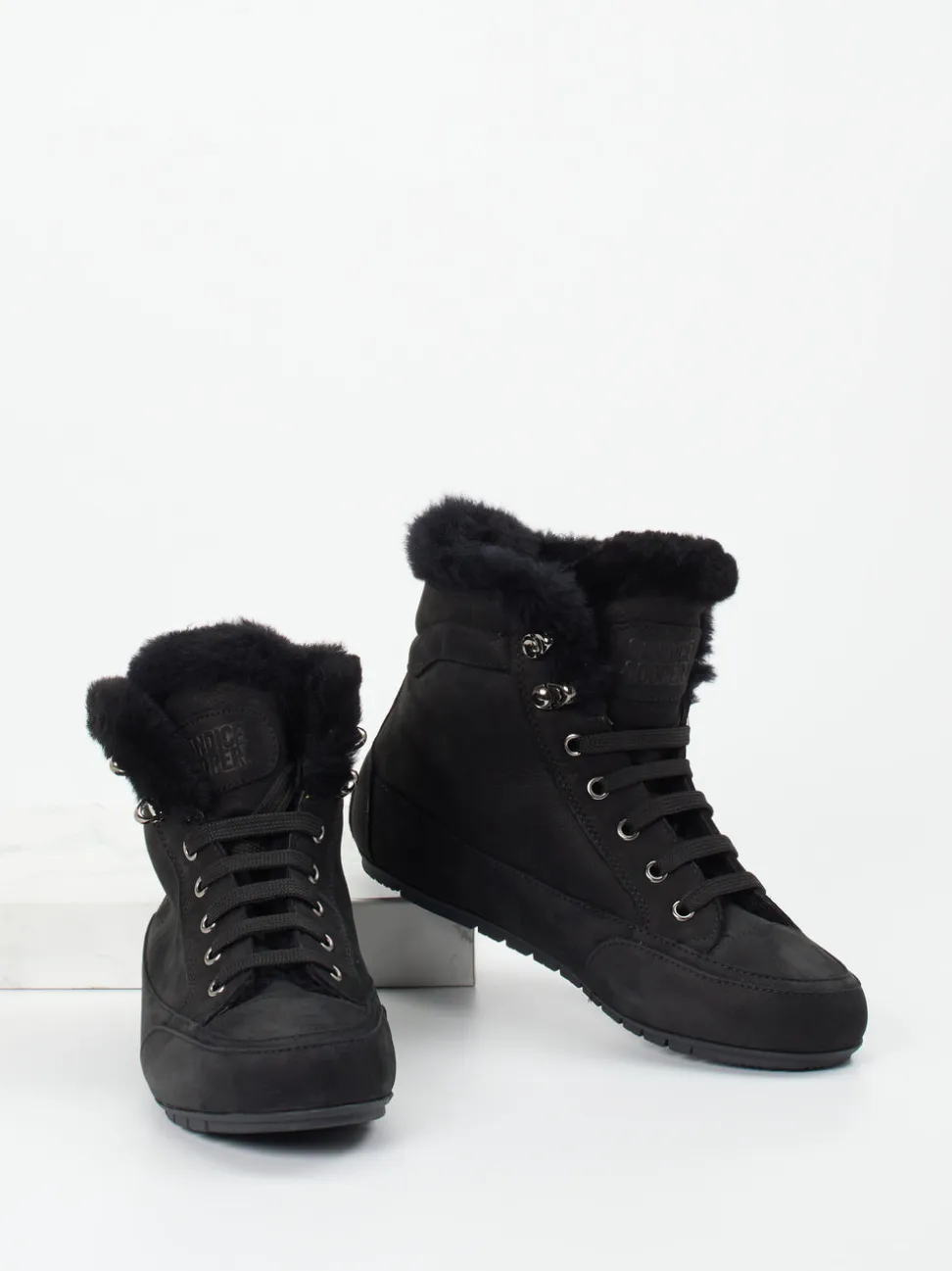 Candice Cooper – Stiefelette aus Nubukleder schwarz