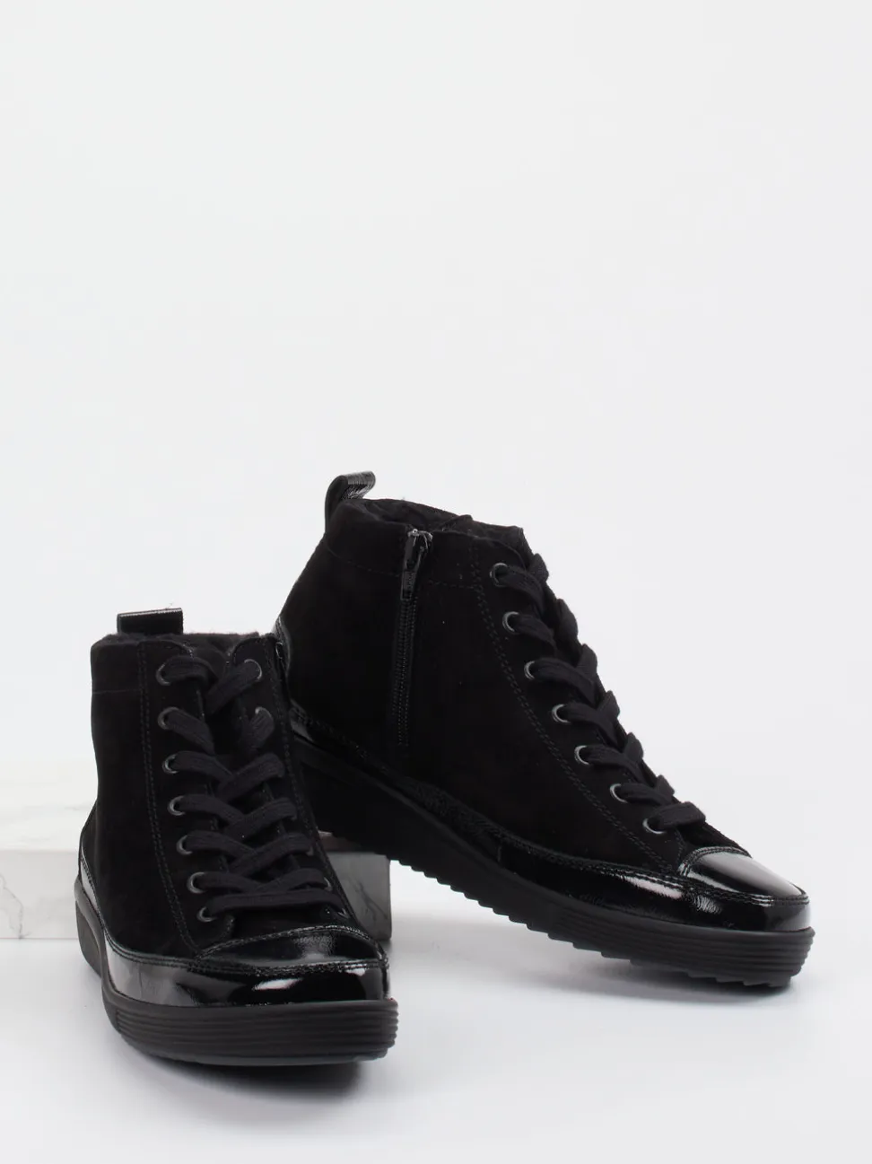 Christian Dietz – High-Top-Sneaker aus Veloursleder schwarz