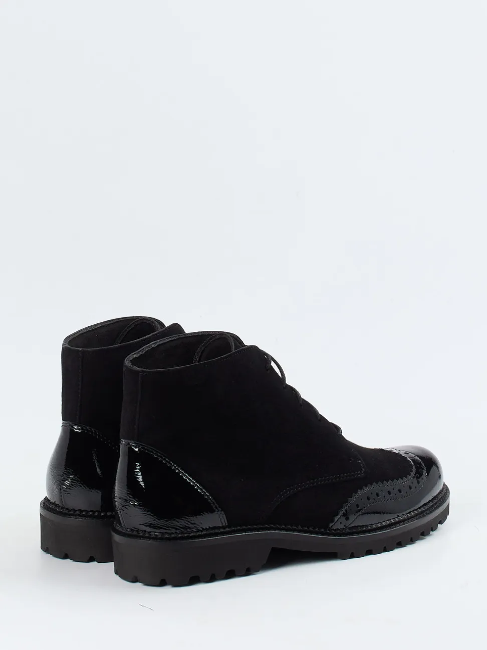 Christian Dietz – Schnürboots aus Veloursleder schwarz